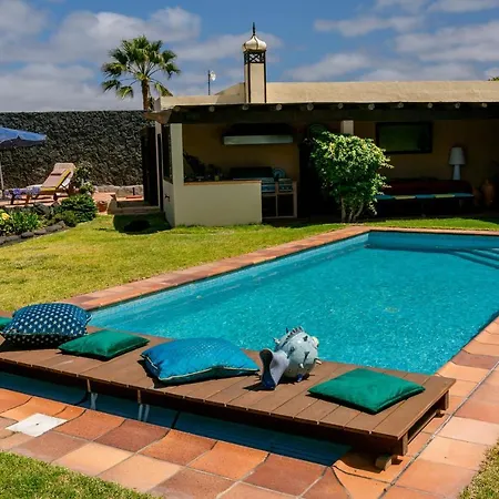 La Casita Masdache Villa