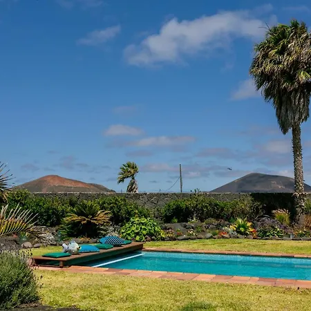 Villa La Casita. Tías
